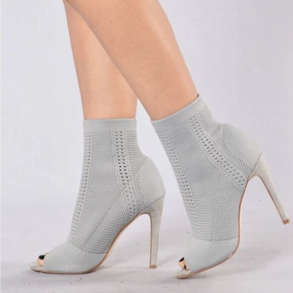 QUPID FAUX SUEDE HIGH HEEL BACK ZIPPER OPEN TOE BOOTIES - Picture 16 of 16